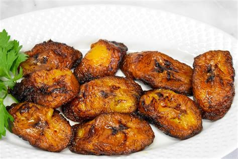 Fried Sweet Plantains - Cook2eatwell