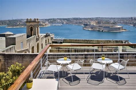 malta airbnb - Living + Nomads – Travel tips, Guides, News & Information!