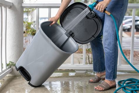 How To Tidy Garbage Bins