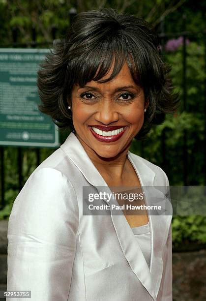 Judge Glenda Hatchett Photos and Premium High Res Pictures - Getty Images