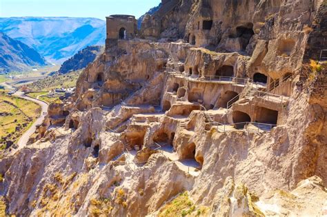 10 Things You Should Know About Vardzia Cave Monastery — Curiosmos