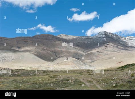 Range ngari hi-res stock photography and images - Alamy