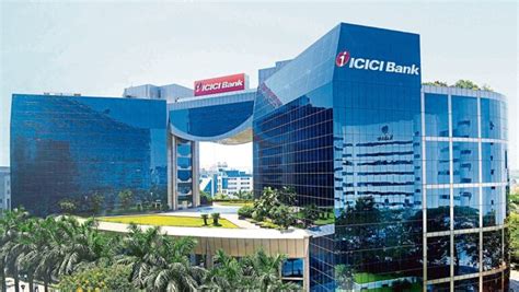 ICICI Bank Interview Experience as a Fresher [With Sample Answers]