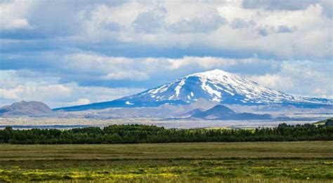 Your Guide to Volcano Tours in Iceland