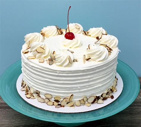 Almond Amaretto Cake