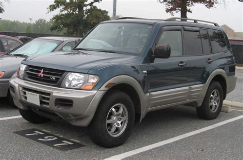 Mitsubishi Montero Limited:picture # 6 , reviews, news, specs, buy car