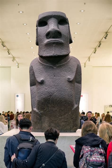 British Museum Under Pressure to Return Stolen Easter Island Statue