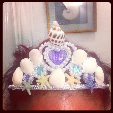 #DIY Ariel crown for Halloween | Mermaid parties, Little mermaid parties, Birthday party themes