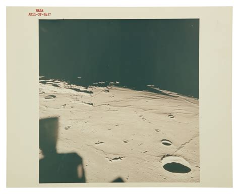 [APOLLO 11] THE SURFACE OF THE MOON FROM THE LUNAR MODULE. VINTAGE NASA ...