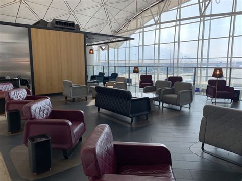 Qantas Now Offers Paid Lounge Access At LAX, HKG, And More