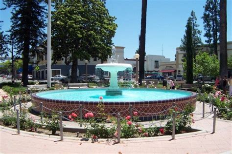 Old Towne Orange Historical Plaza District: Orange County Shopping ...