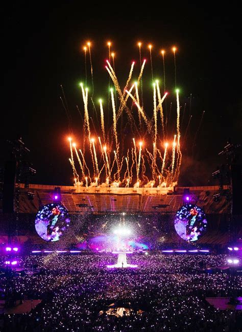 Pin by Eliana Teodoro on Coldplay in 2023 | Coldplay concert, Concert ...