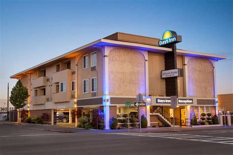 Days Inn by Wyndham Eureka CA | Eureka, CA Hotels