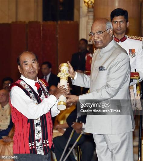 The Padma Shri Award Ceremony Photos and Premium High Res Pictures ...