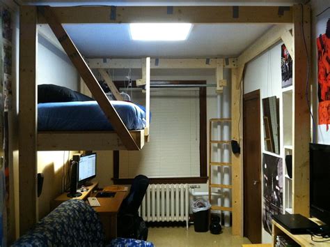 Loft bed far | Full shot of the entire bed and loft structur… | Flickr