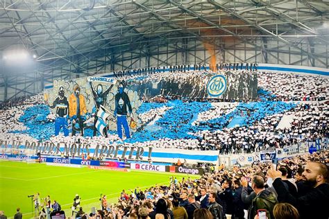 À Marseille, le stade Vélodrome et l'OM, une histoire qui dure depuis ...