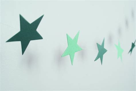 Photo of String of simple green Christmas paper stars | Free christmas images