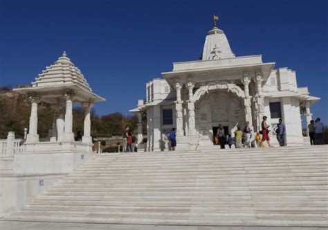 Birla Mandir Jaipur - A Must Visit White Marble Structure in All Pink City