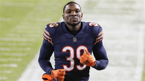 Ian Rapoport: Chicago Bears place safety Eddie Jackson on reserve/COVID-19 list