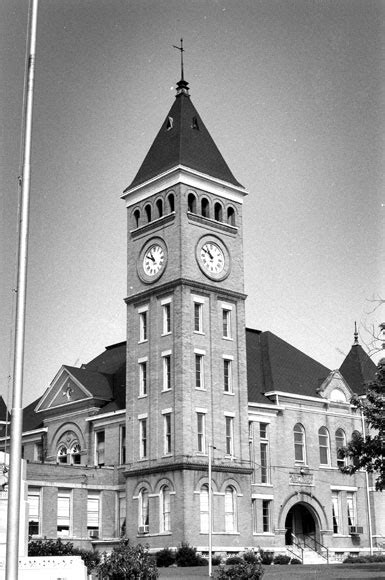 Saline County Courthouse - Encyclopedia of Arkansas