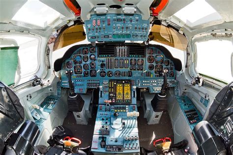 Tupolev Tu 160 Cockpit