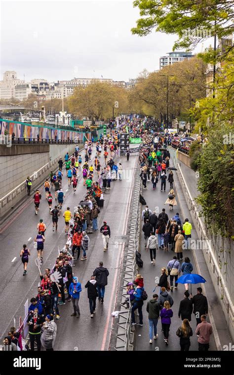 London Marathon 2023 Stock Photo - Alamy