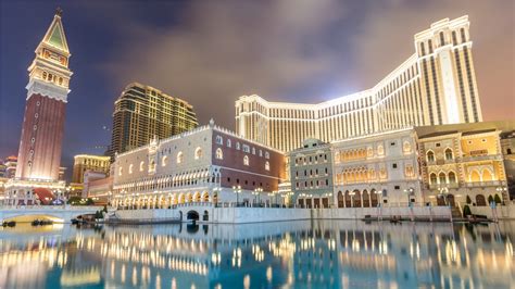 Macau Nightlife - Nightclubs, Casinos And More • Travel Tips