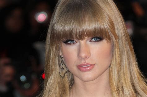 Taylor Swift Has Made the Most Boring Item in Your Makeup Bag Suddenly ...