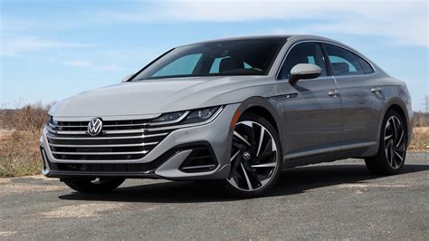 2023 Volkswagen Arteon Review: A Stylish Sedan On Borrowed Time