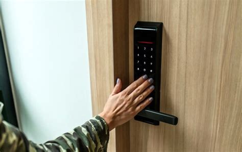 Probing Into The Different Types And Mechanism Of Digital Door Locks Via @LaraBuck Australia ...