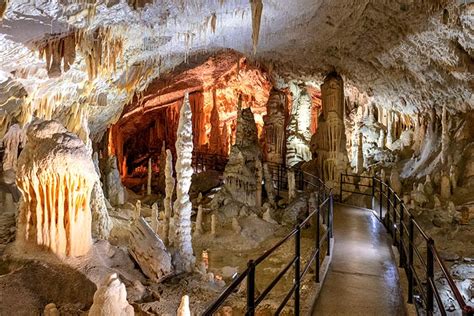 Postojna caves and Predjama castle | Day trip from Istria