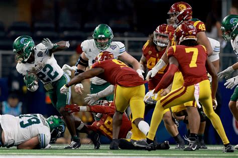 Tulane fan, Ellie Fazio, reacts to viral Cotton Bowl moment