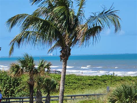 13 Best Beaches in & Near Cocoa Beach, Florida - The Family Vacation Guide