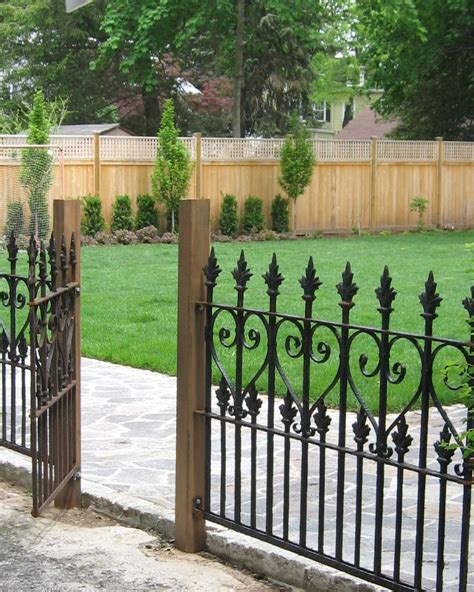 10 Metal Garden Fencing Ideas, Most of the Awesome and Lovely | Iron ...