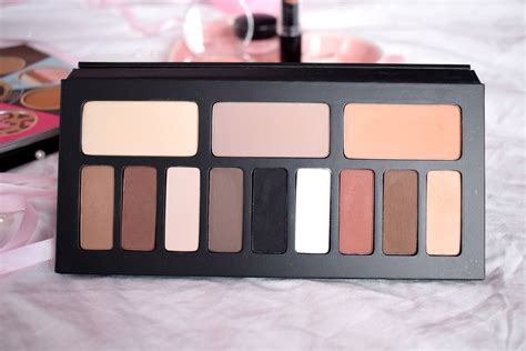 5 Matte Makeup Must Haves