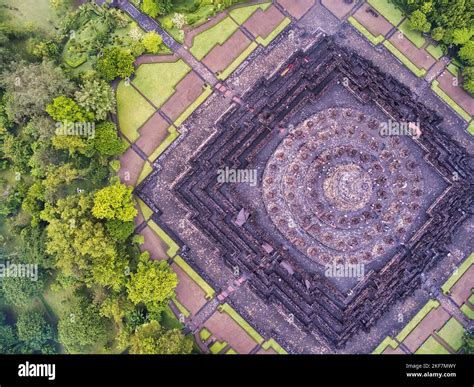 An aerial view of Borobudur Temple, Indonesia Stock Photo - Alamy