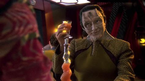 Gaze Into the Eyes of a High Definition Garak in the Deep Space Nine Documentary | Star trek ...