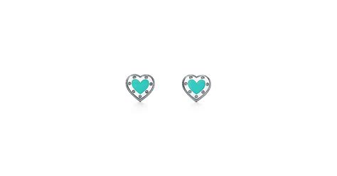 Return to Tiffany® Love heart earrings in silver with enamel finish, mini. | Tiffany & Co.