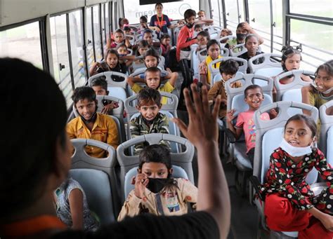 Wheels on the bus bring school to New Delhi students amid pandemic | Reuters