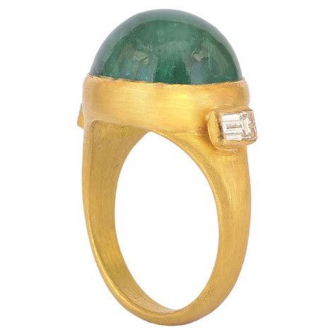 Antique Emerald Cocktail Rings - 4,421 For Sale at 1stDibs | 4 carat emerald ring, large emerald ...