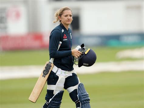 Modern Era's Great Sarah Taylor, Bids Adieu To International Cricket