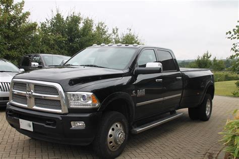 2014 Dodge Ram 3500 Crew Cab Dually Limited 4x4 Diesel