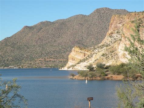 crEasing into Retirement: Hiking at Saguaro Lake