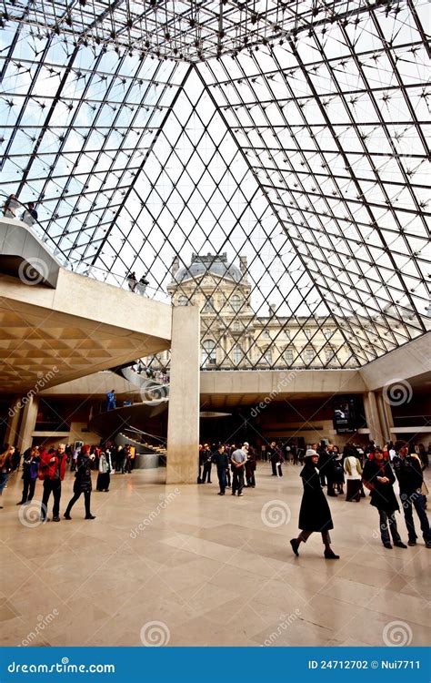 Main Entrance of the Louvre Museum 4 Editorial Photography - Image of ...