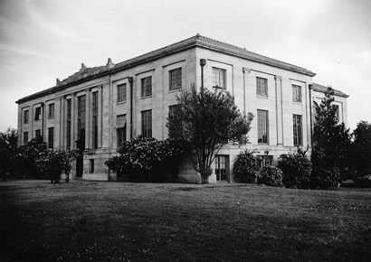 San Augustine County Courthouse, San Augustine Texas, Texas Historic Landmark.