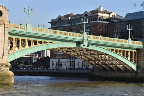 Southwark Bridge - HistoricBridges.org