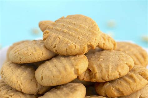 Eggless Peanut Butter Cookies - Mind Over Munch