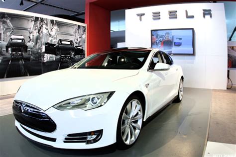 Why Can't You Lease a Tesla? - TheStreet