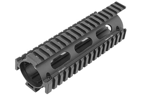 Leapers UTG PRO Model 4/15 Drop In Quad Rail Handguard - Carbine - Black MTU001T