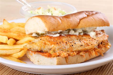 Catfish fillet Sandwich – BarPizzaQue